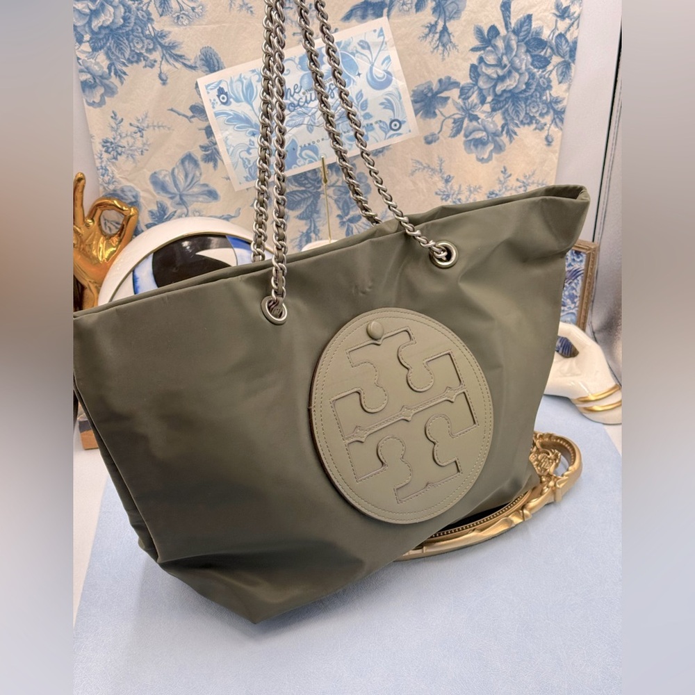 🆕 TORY BURCH 🧿 NWOT Ella Chain Tote, Olive Green - AUTHENTICATED - Picture 2 of 14